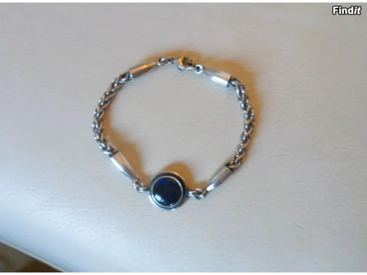 Myydään Kalevala spektroliitti rannekoru Hopea