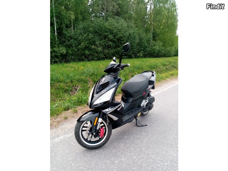Säljes PEUGEOT 50 SPEEDFIGHT 3 DARKSIDE