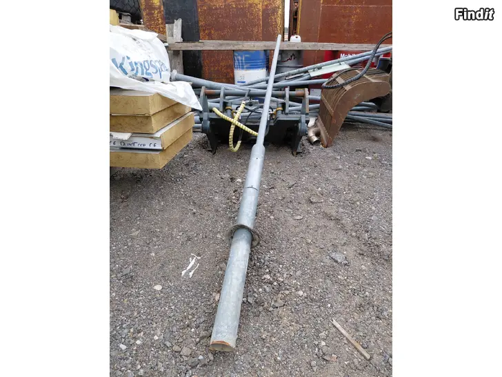 Myydään Myydään valaisinpylväät + jalusta 10 kpl Säljes lyktstolpar + fundament 10 st