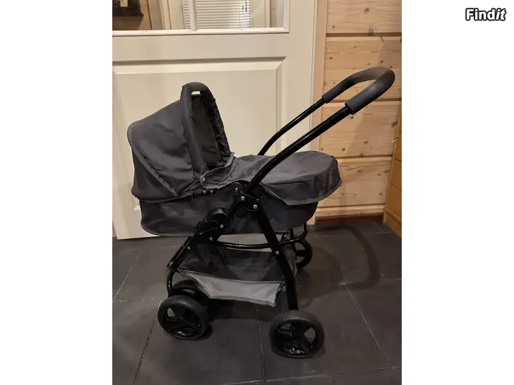 Myydään Nukenvaunut