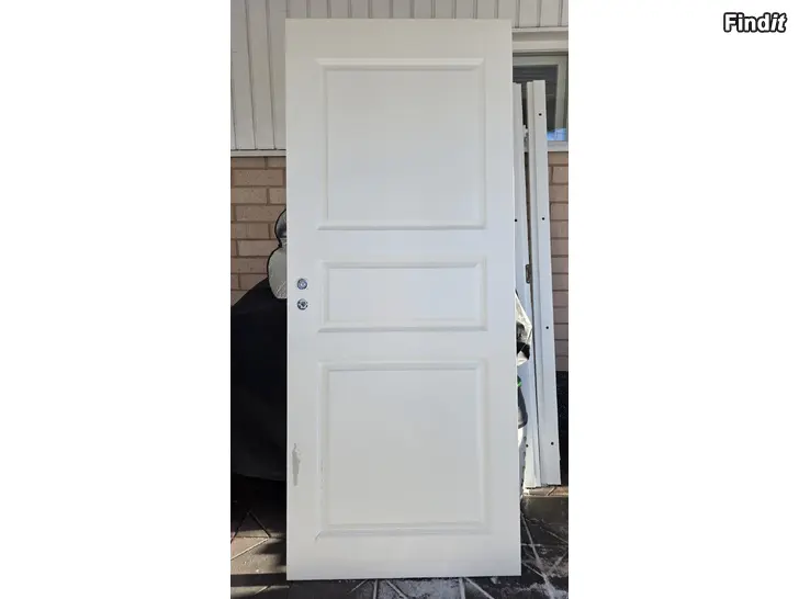 Myydään Två innerdörrar 74 cm och 84 cm