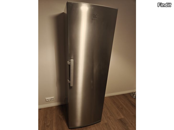 Myydään Electrolux frostfree A++