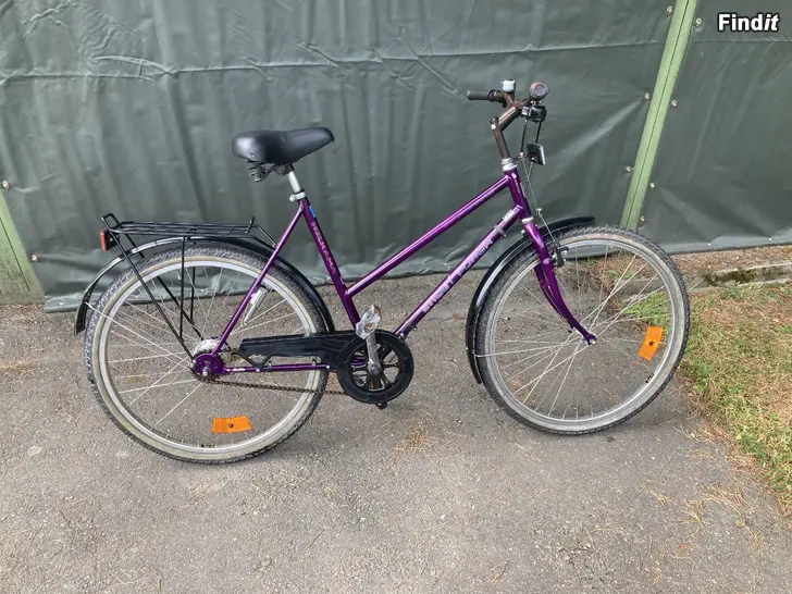 Säljes Helkama 26 väckelcykel