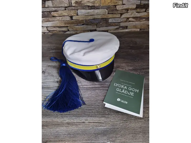 Säljes Examensmössa