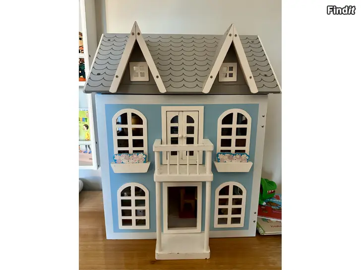 Säljes Dockhus med tillbehör