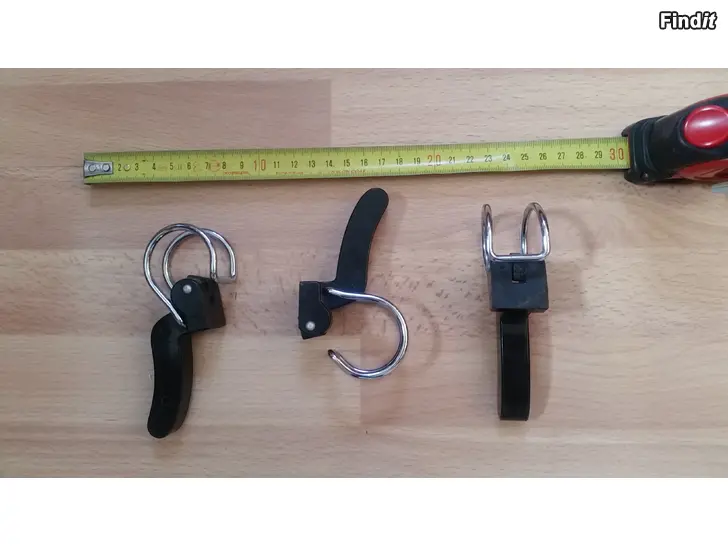 Myydään Kiinnike - koukku 3kpl  3e