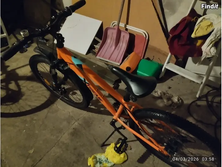 Myydään Maastopyörä 24