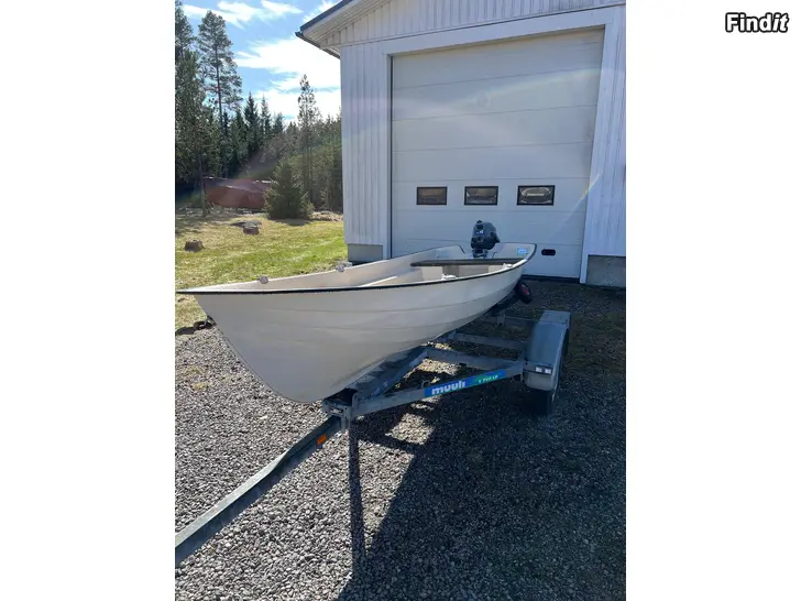 Säljes Paro 405