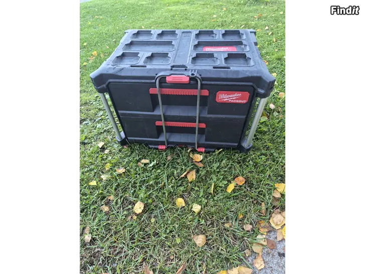 Säljes Myydään Milwaukee packout työkalulaatikko