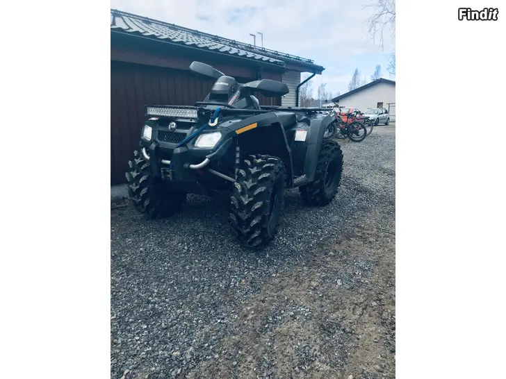 Säljes Can am outlander 800
