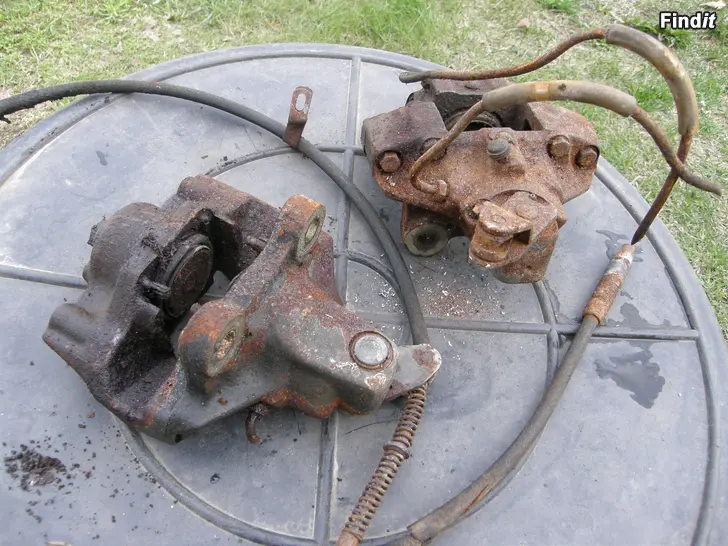 Myydään Alfa Romeo alfasud 1200 ti osia
