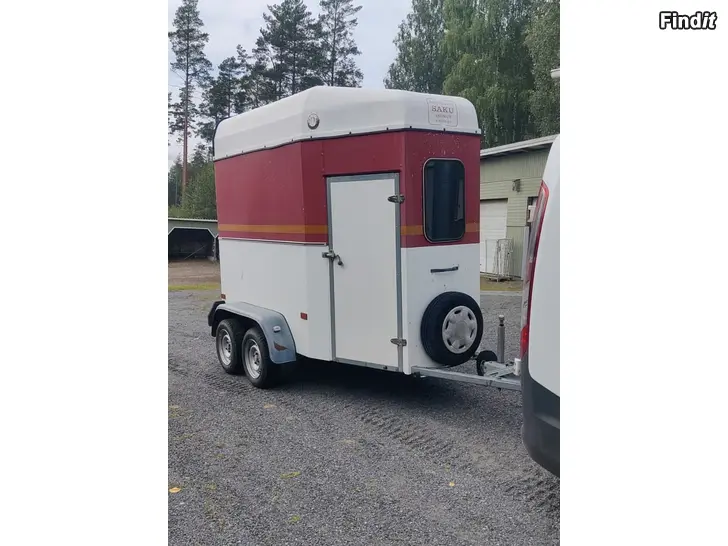 Uthyres Hästtransport