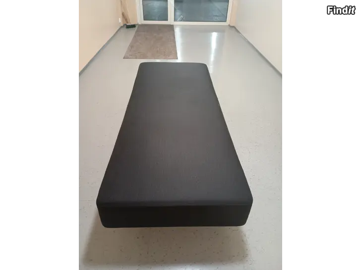 Säljes Säng 80x200