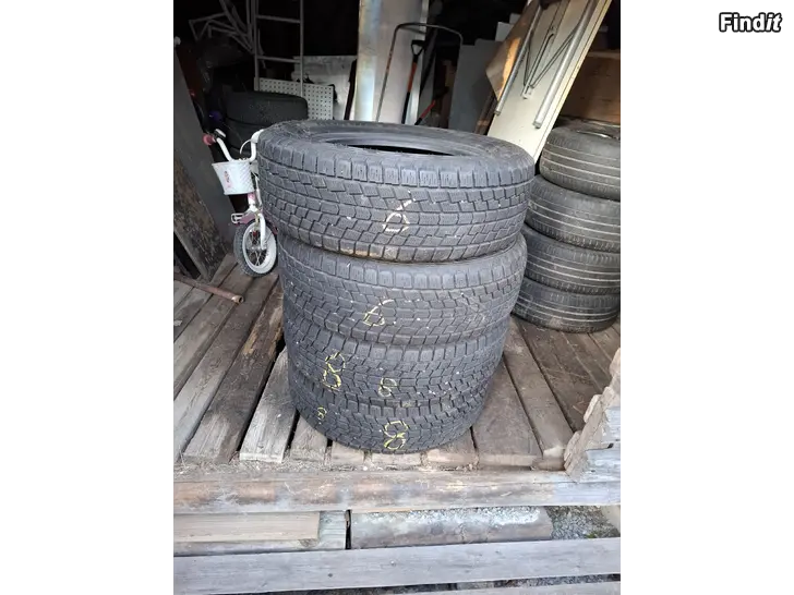 Säljes Kitka däck 235x65x17