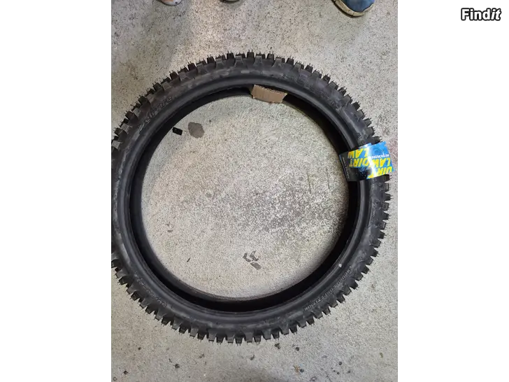 Säljes Enduro Cross Däck fram