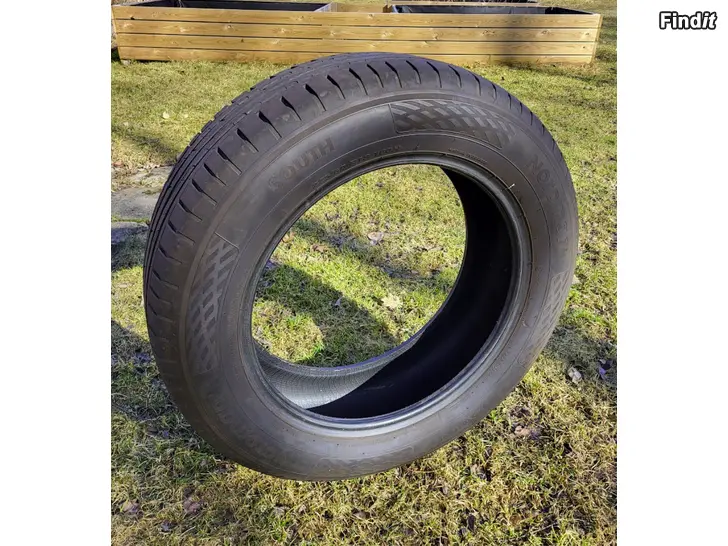 Säljes 4 x sommardäck 225 60 18