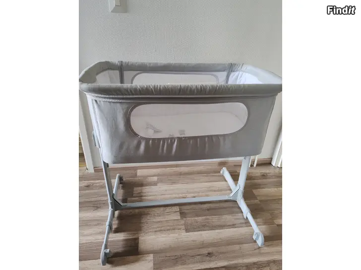 Säljes Bedside crib