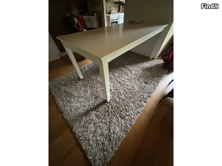 Myydään Köksbord