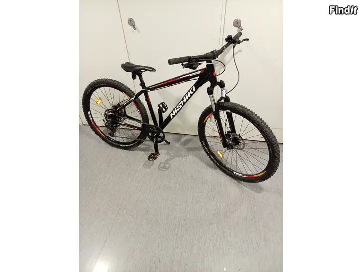 Myydään Nishiki Bombardier unisex maastopyörä 27,5/43 cm