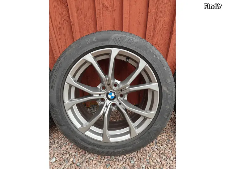 Säljes BMW fälgar + däck