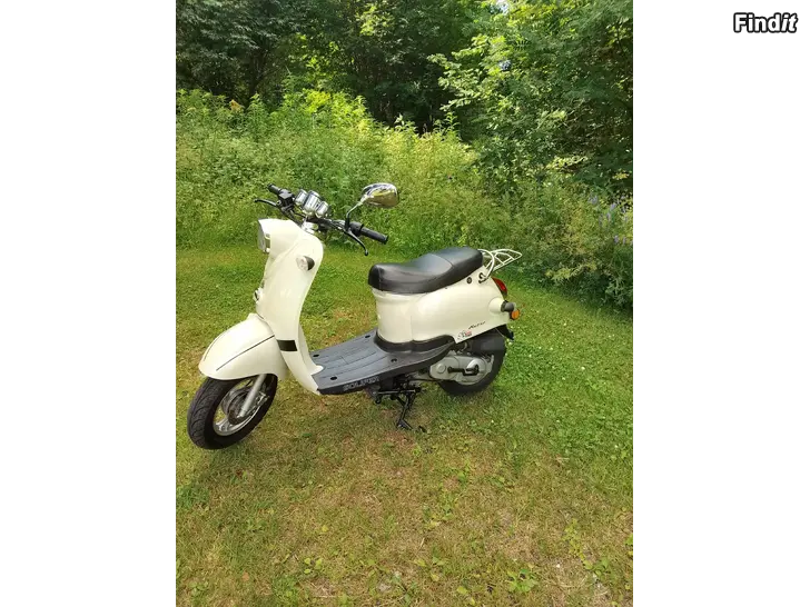Myydään Solifer 50 Retro