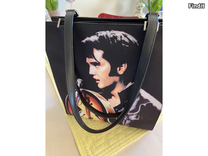Myydään ELVIS ELÄÄ