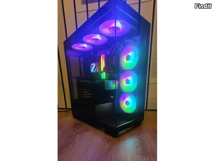 Myydään Erittäin Tehokas Uusi Pelikone