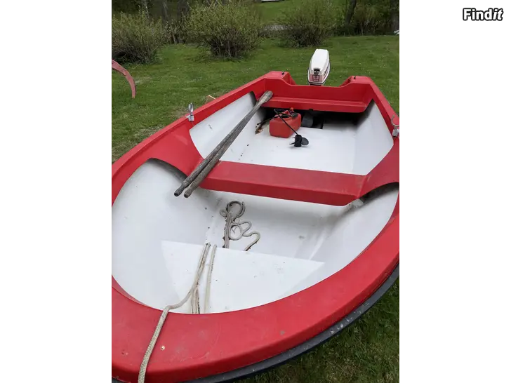 Säljes Svenfelt 16 fot 30 hp Johnson