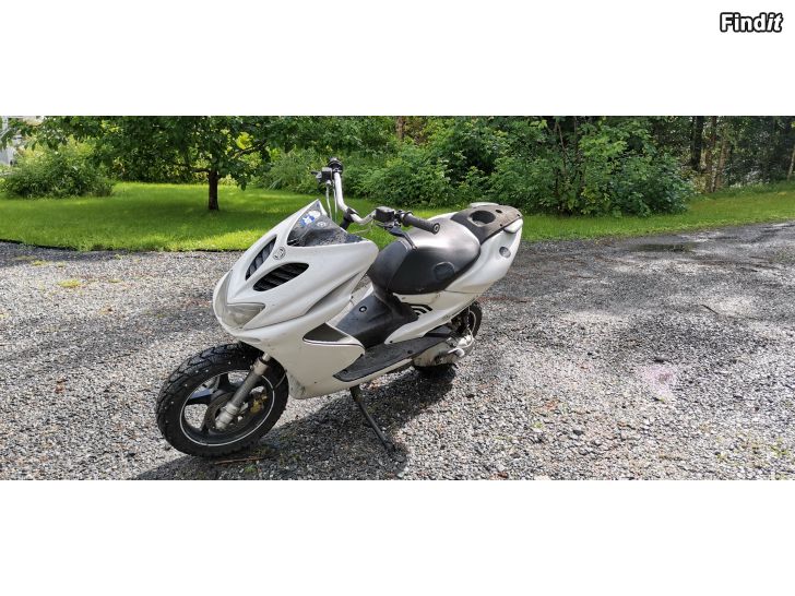 Säljes Yamaha aerox 50cc säljes