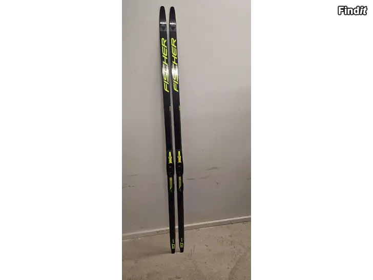 Myydään Jr skate skidor Fischer