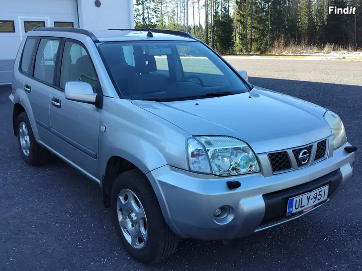 Säljes Nissan X-trail 2.0 Columbia sport -06