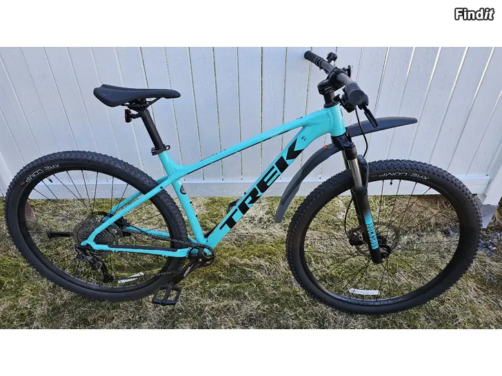 Myydään Trek Marlin 7  L