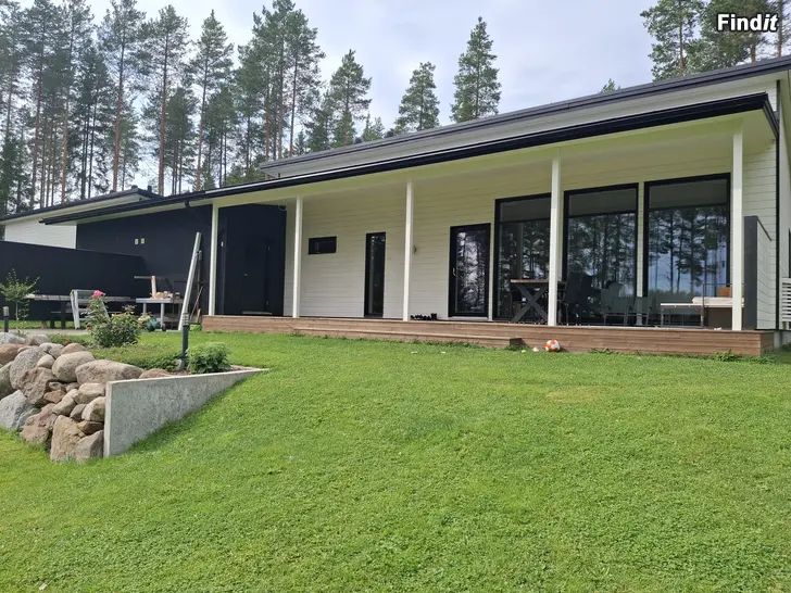 Myydään Parhus i Esse