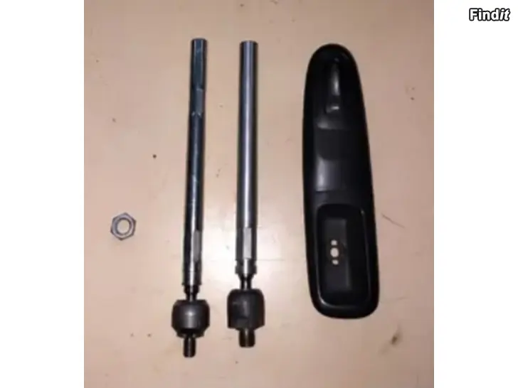 Myydään Raidetangon sisä takavalot puskurin ritilä