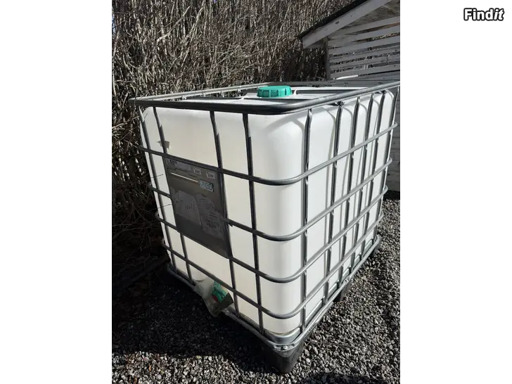 Myydään Vattentank ICB 1 m3