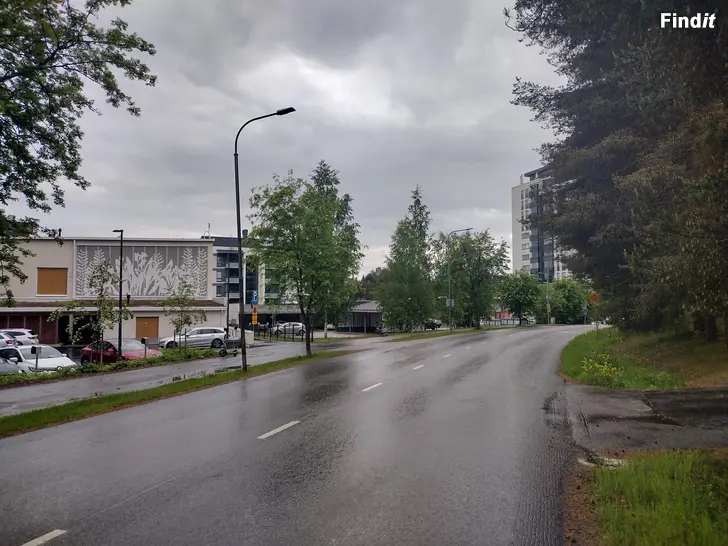 Vuokrataan Varastotila, kaukolämmössä, wc ja vesipiste, sähköpistokkeet