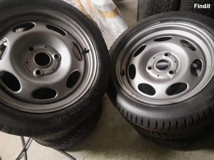 Myydään Smart rengas sarja