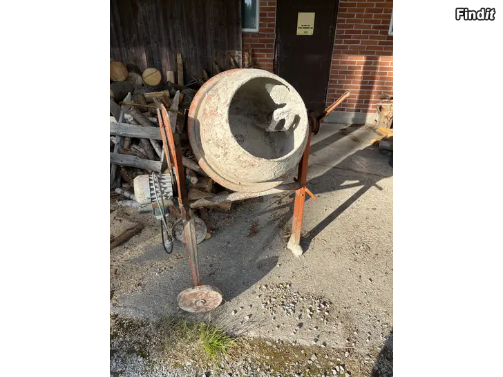 Säljes Cementblandare