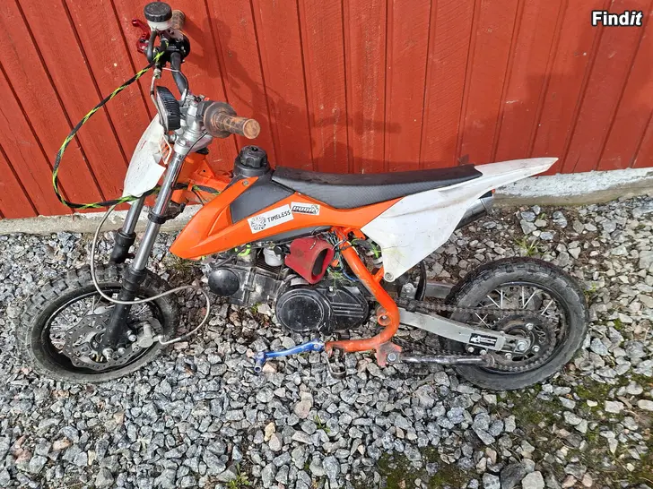 Myydään X-Moto crossi