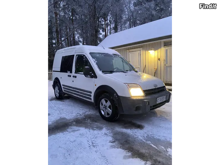 Myydään Ford Transit Connect