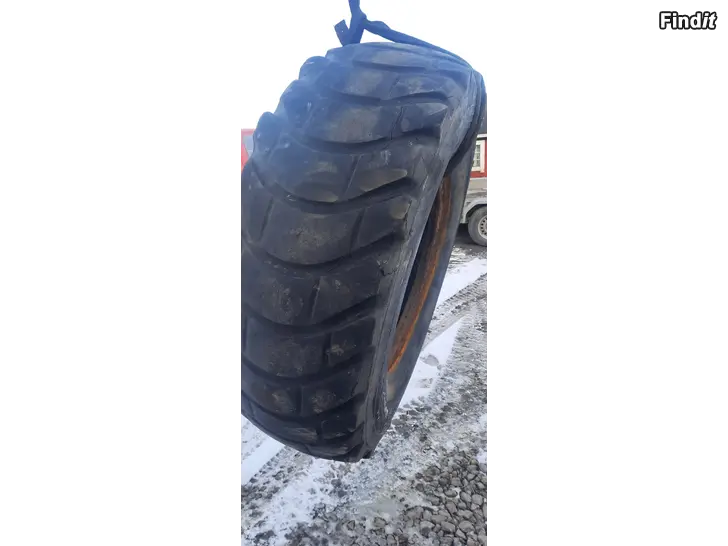 Myydään 17.5 25 Rengas