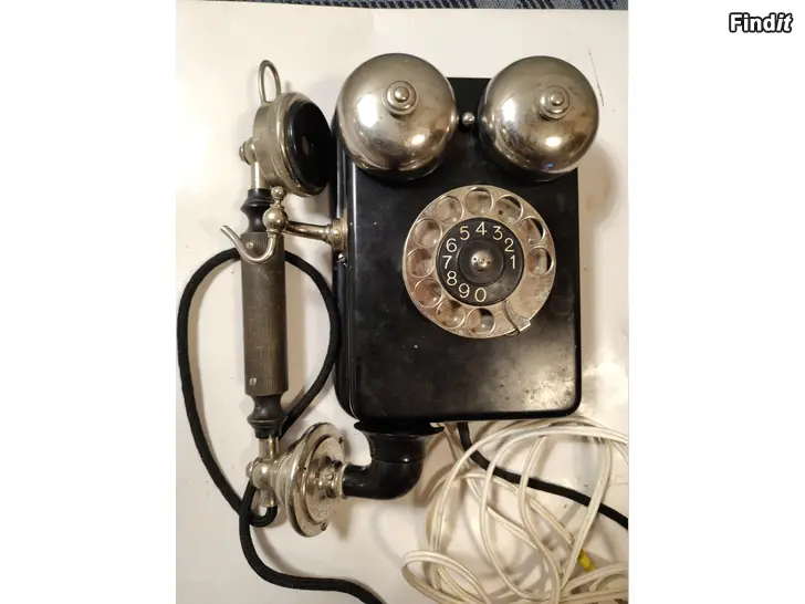 Säljes L.M. ERICSSON 1920-luvulta, toimivana poist. 1968