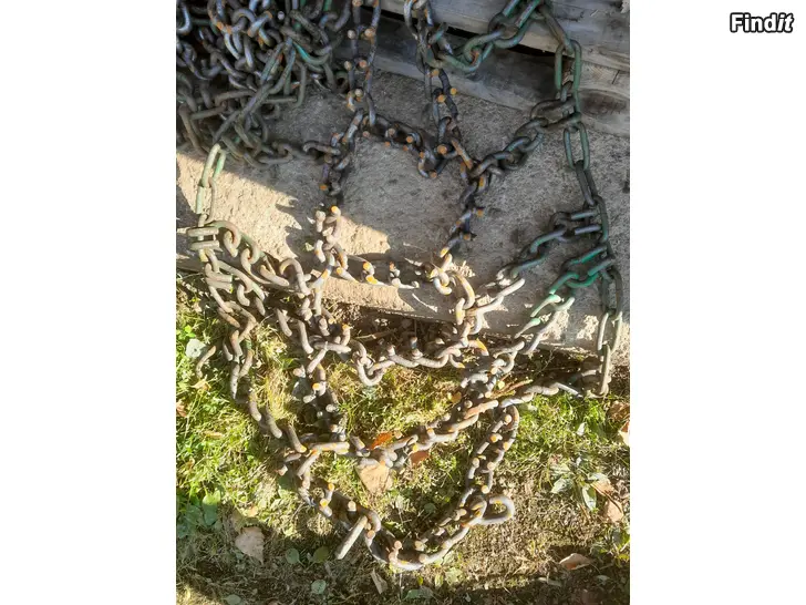 Myydään Iskedjor / snökedjor 16,9 30 Zetor 7245