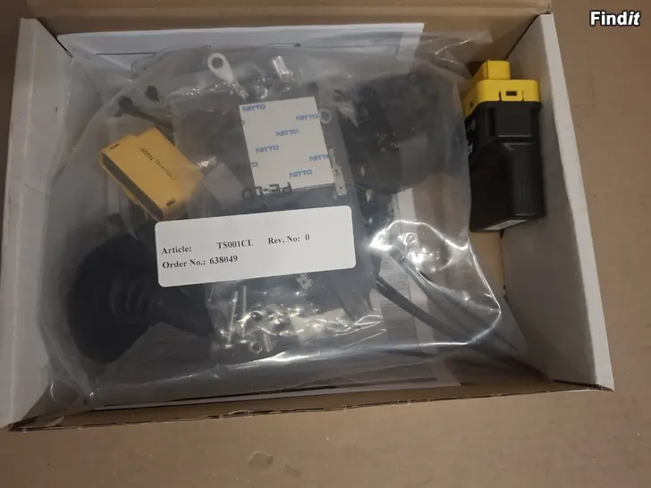 Säljes Dragkroks elsats TESLA MODEL 3, MODEL Y