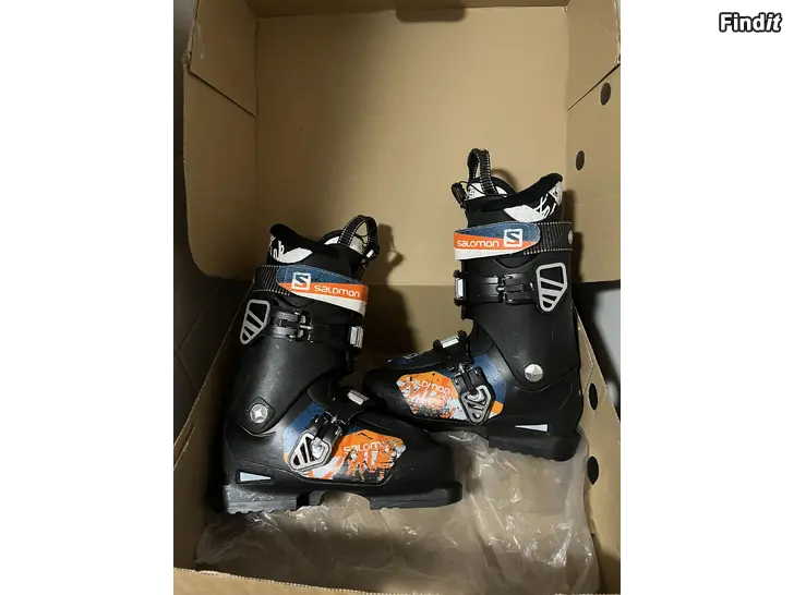 Myydään Salomon laskettelumonot