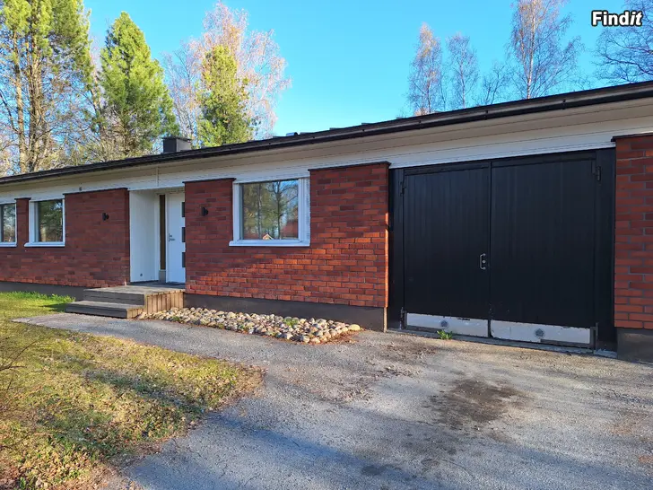 Uthyres Egnahemshus i Holm i Larsmo Bastugränden 5