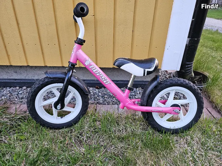 Säljes Nopsa balanscykel i gott skick