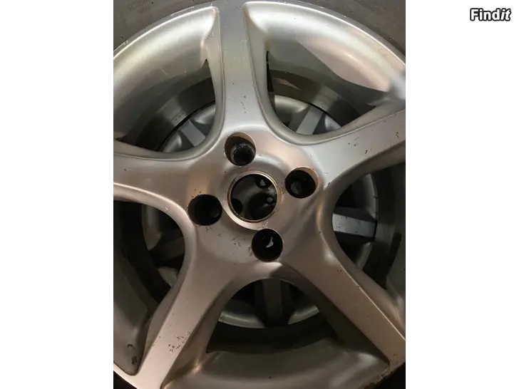 Säljes 15 Nastarenkaat