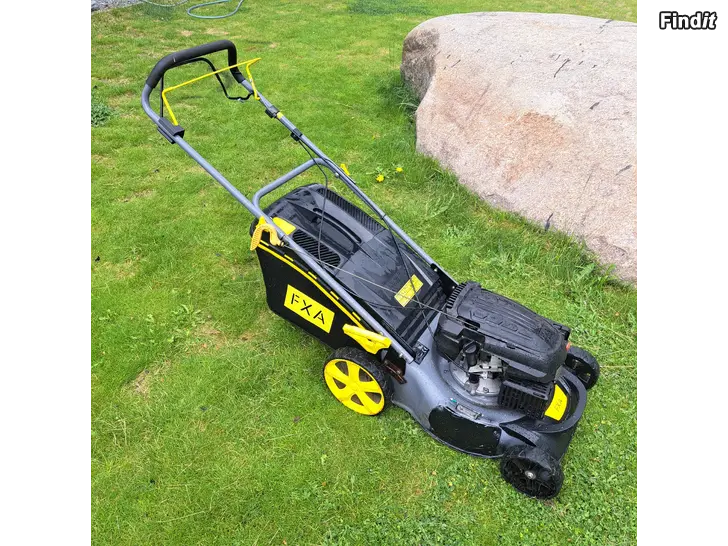 Säljes Gräsklippare FXA Bakhjulsdrift