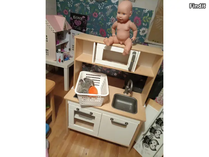 Myydään Leikkikeittiö